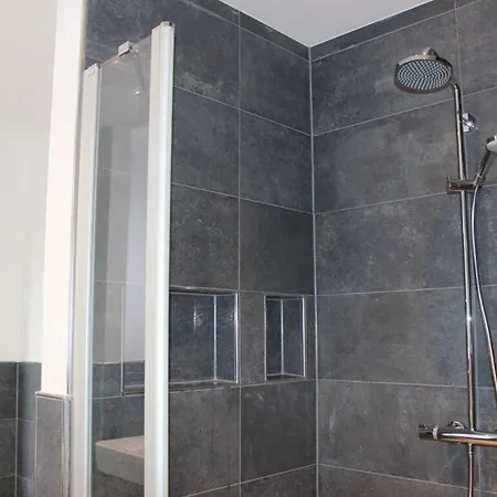 Holiday Yuna Comfortable Vacation Apartment *